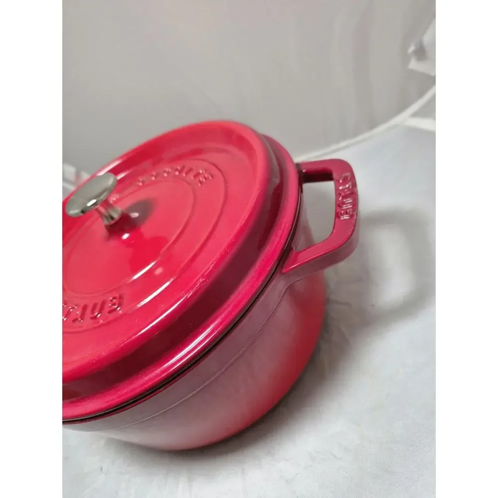💥 Staub Dutch Oven Enameled Cast Iron France Cocotte 4 qt Cherry Red #24